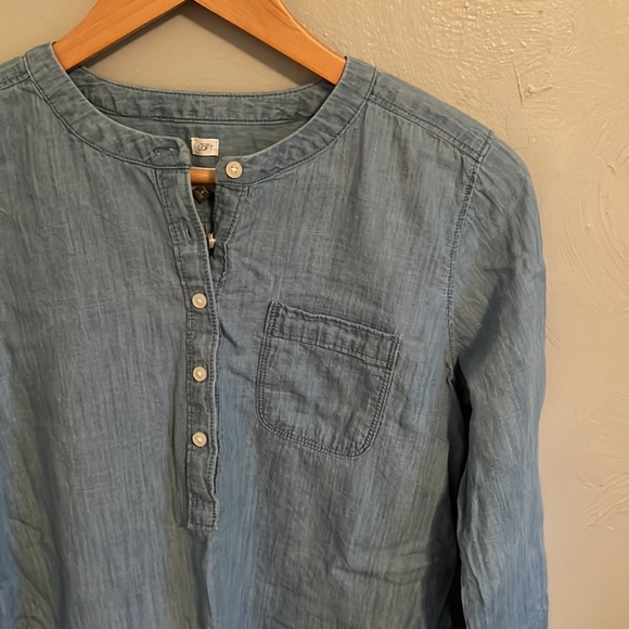 LOFT softened denim top - Picture 4 of 9